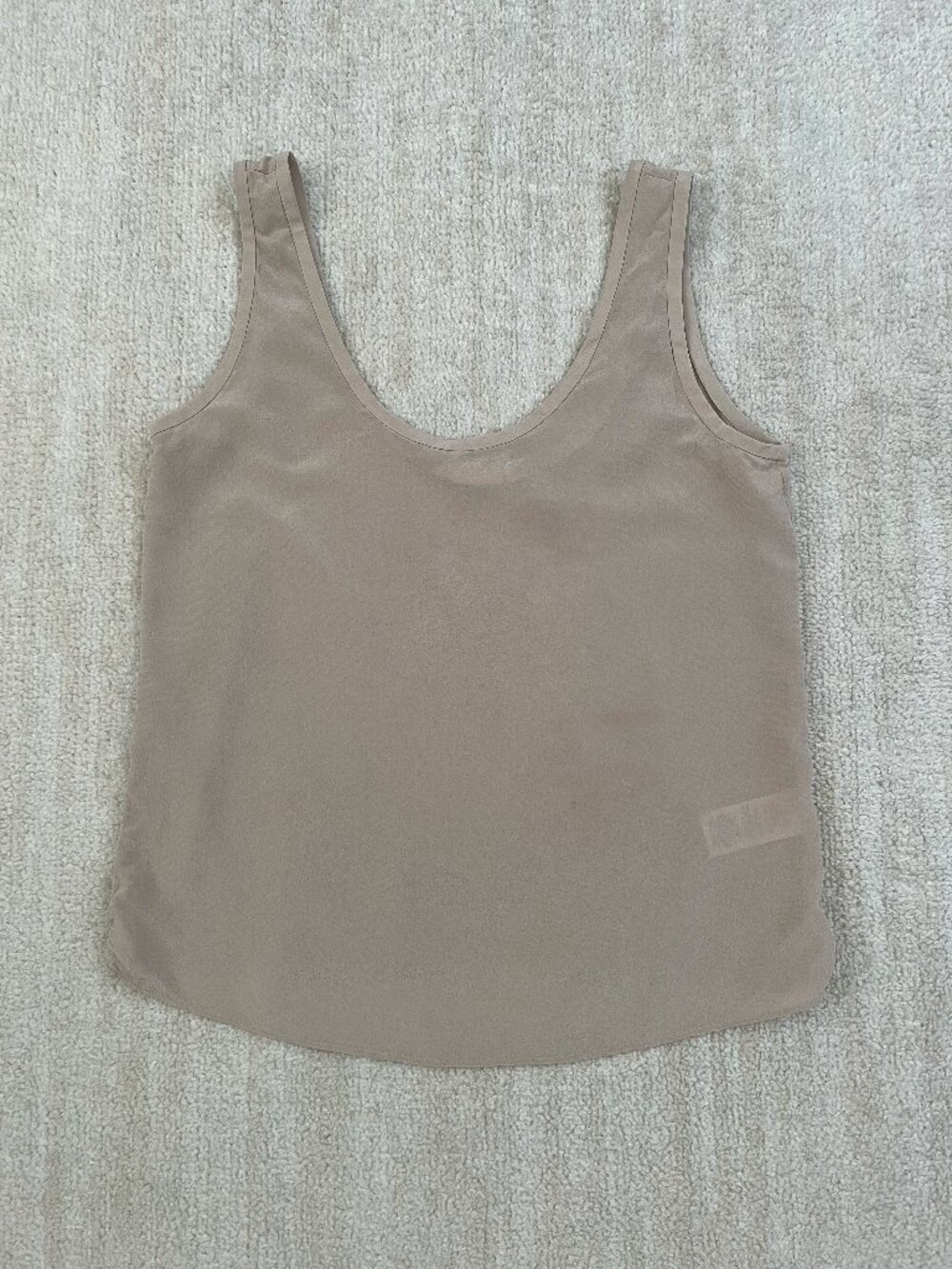Everlane 100% Silk Minimalist Double Scoop Neck Tank Top Sleeveless Blouse 2